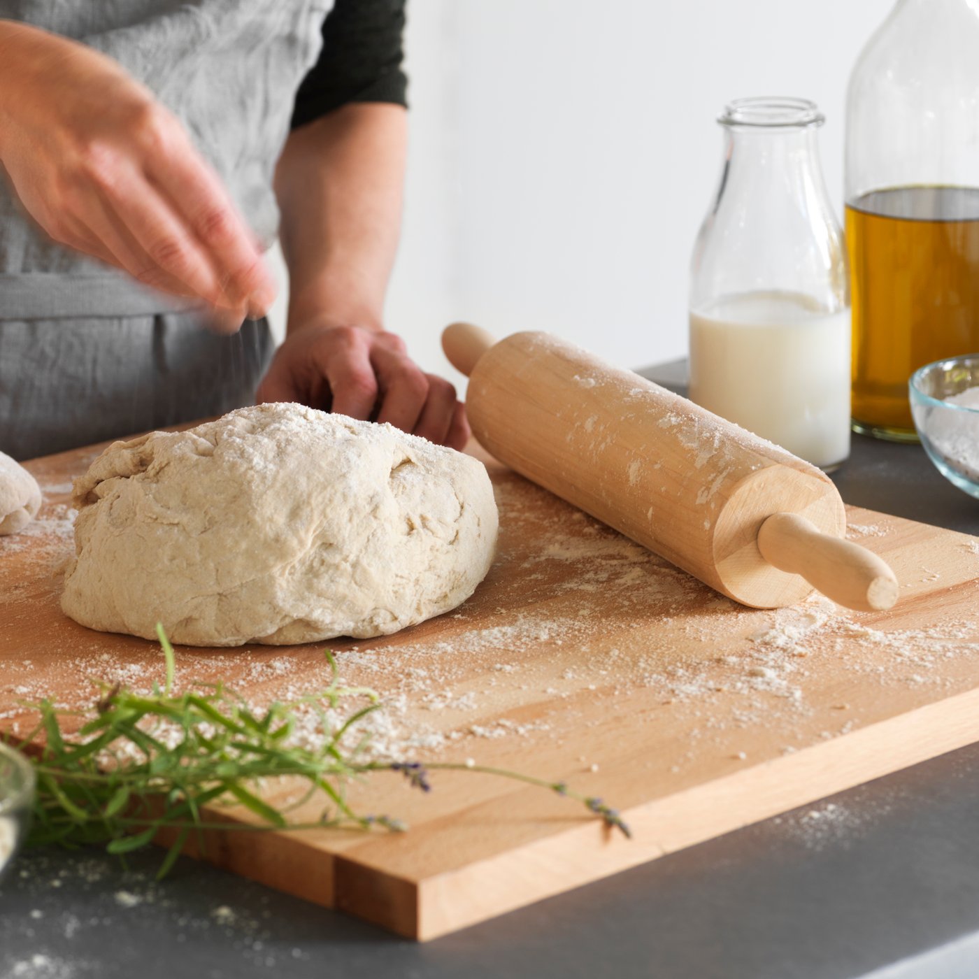 A bamboo LÄMPLIG chopping board in the kitchen
