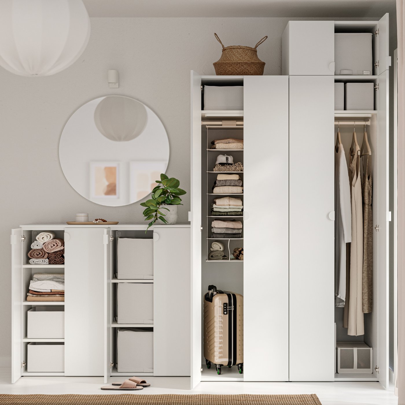 A white REGNSKUR pendant lamp