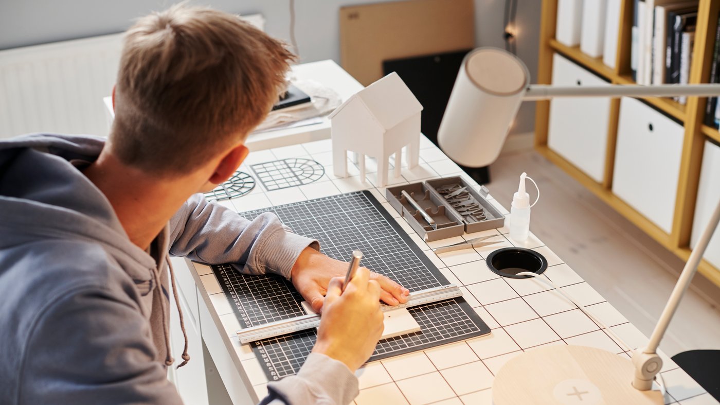 Saldu zure altzariak