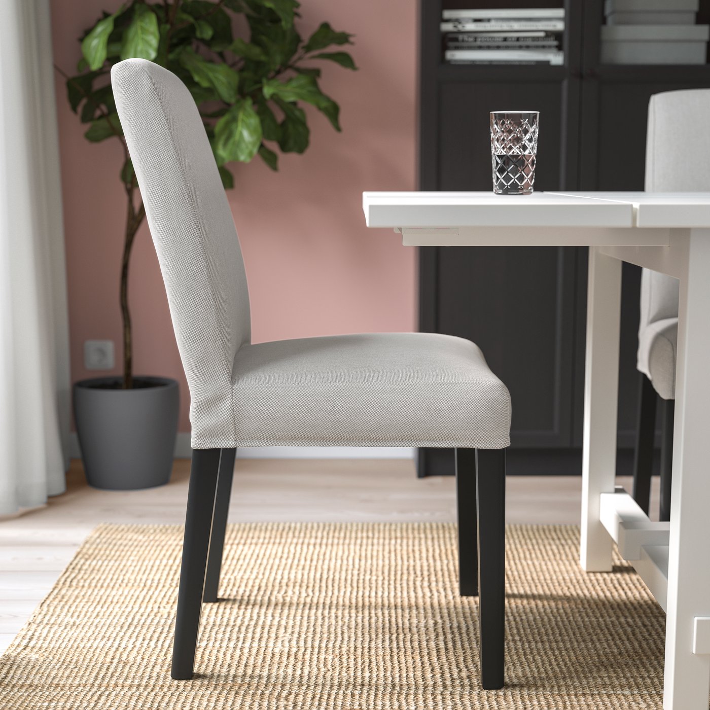 A black/Orrsta light grey BERGMUND chair