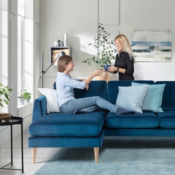 A Djuparp/dark green-blue oak SMEDSTORP 3-seat sofa with chaise longue