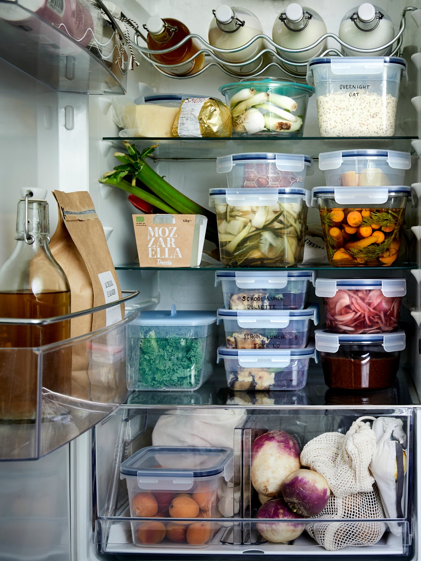 Un récipient carré/plastique IKEA 365+ pour aliments