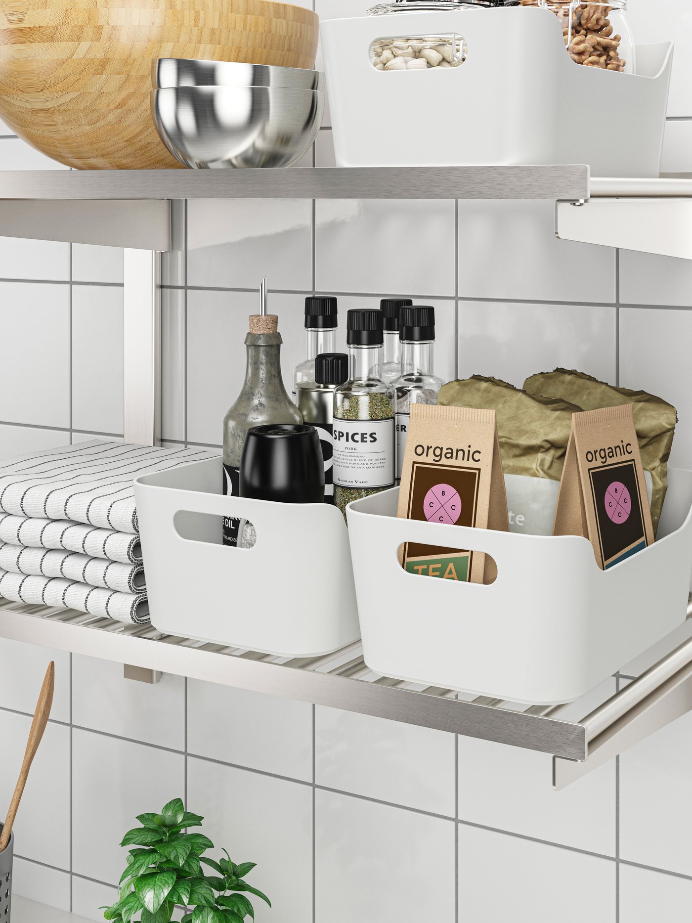 A white UPPDATERA box