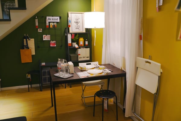 VANGSTA extendable table