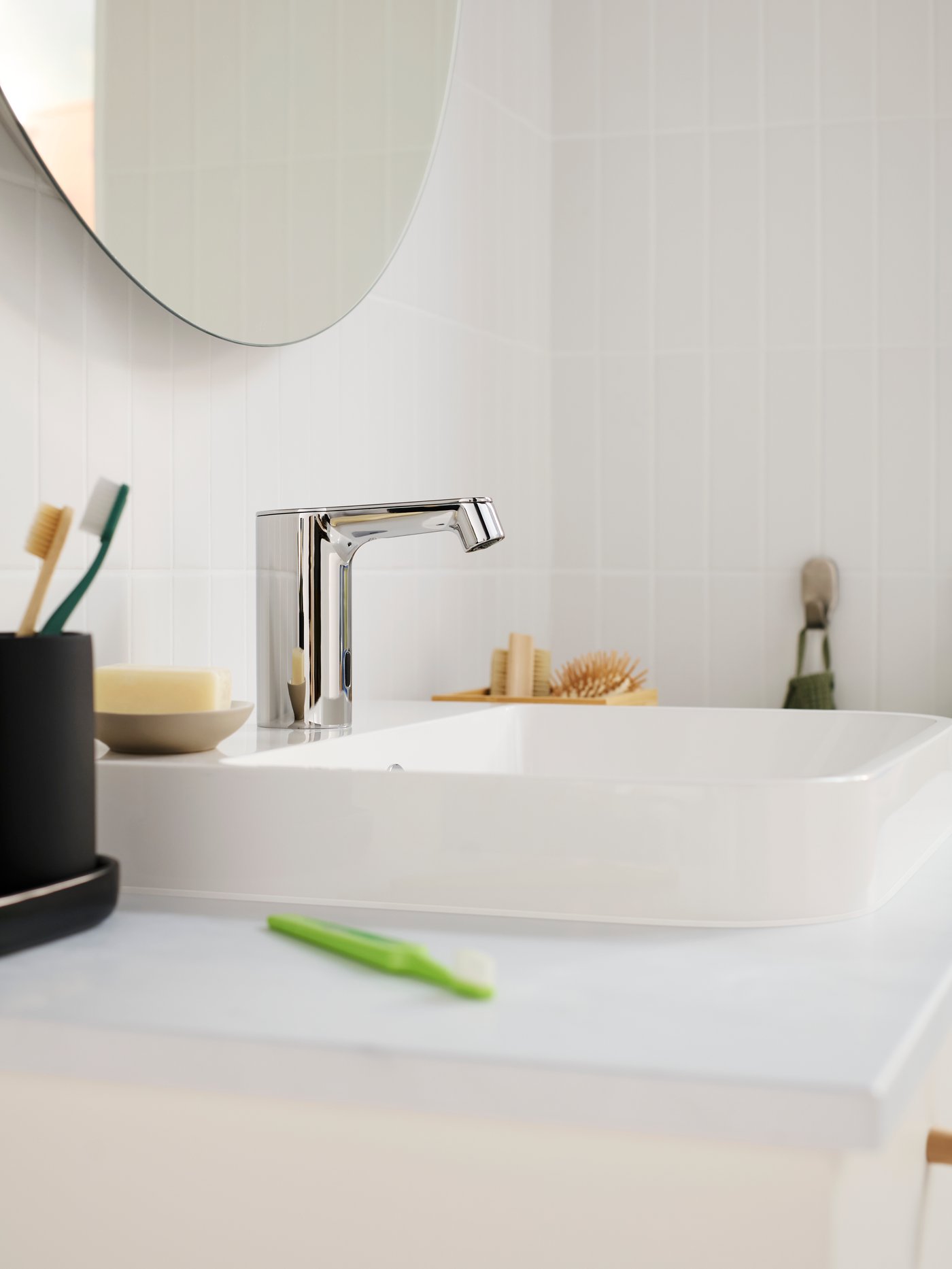 A stainless steel BROGRUND hook in the bathroom