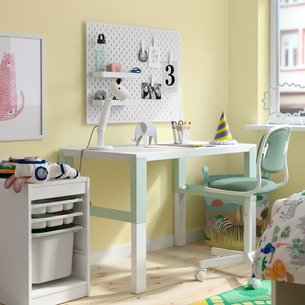 adjustable desk