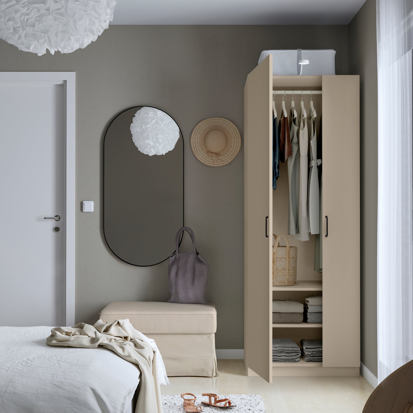 Une armoire PAX FORSAND beige gris
