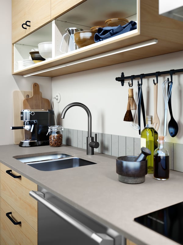 A black GNARP 3-piece kitchen utensil set