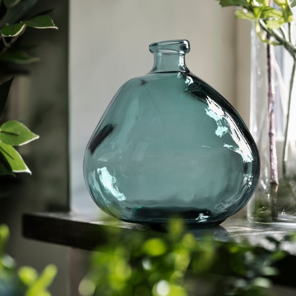 A green MYRMOSAIK vase