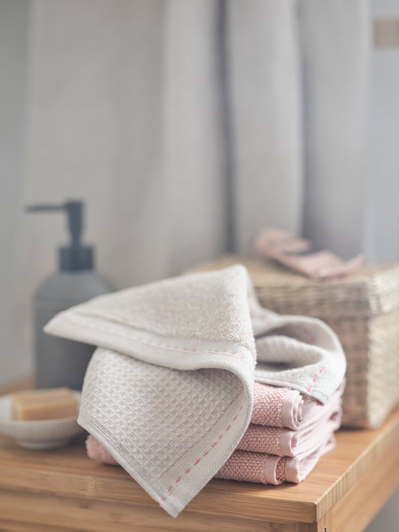 A VÅRDANDE washcloth
