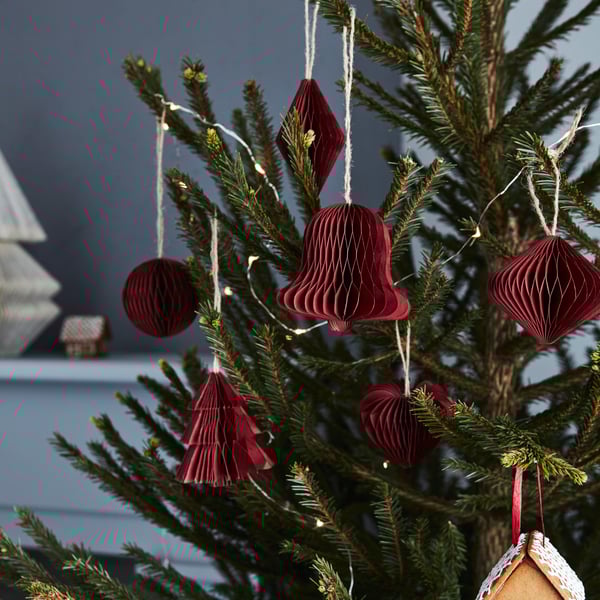 Ornaments nadalencs de paper per a arbres de Nadal moderns