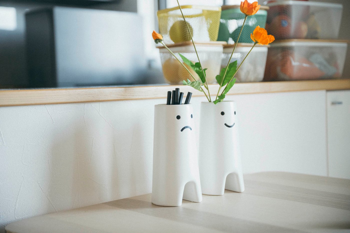 FRÖVÄXT/フローヴェクストの花瓶を、カトラリー入れとして使用。