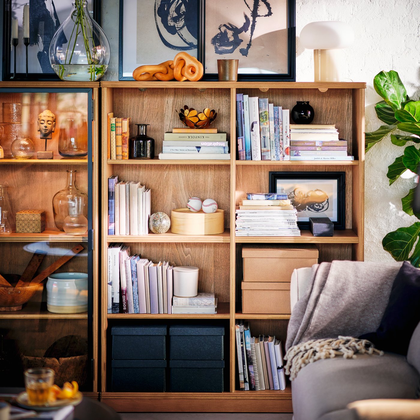 A clear glass FRAMPRESSA vase