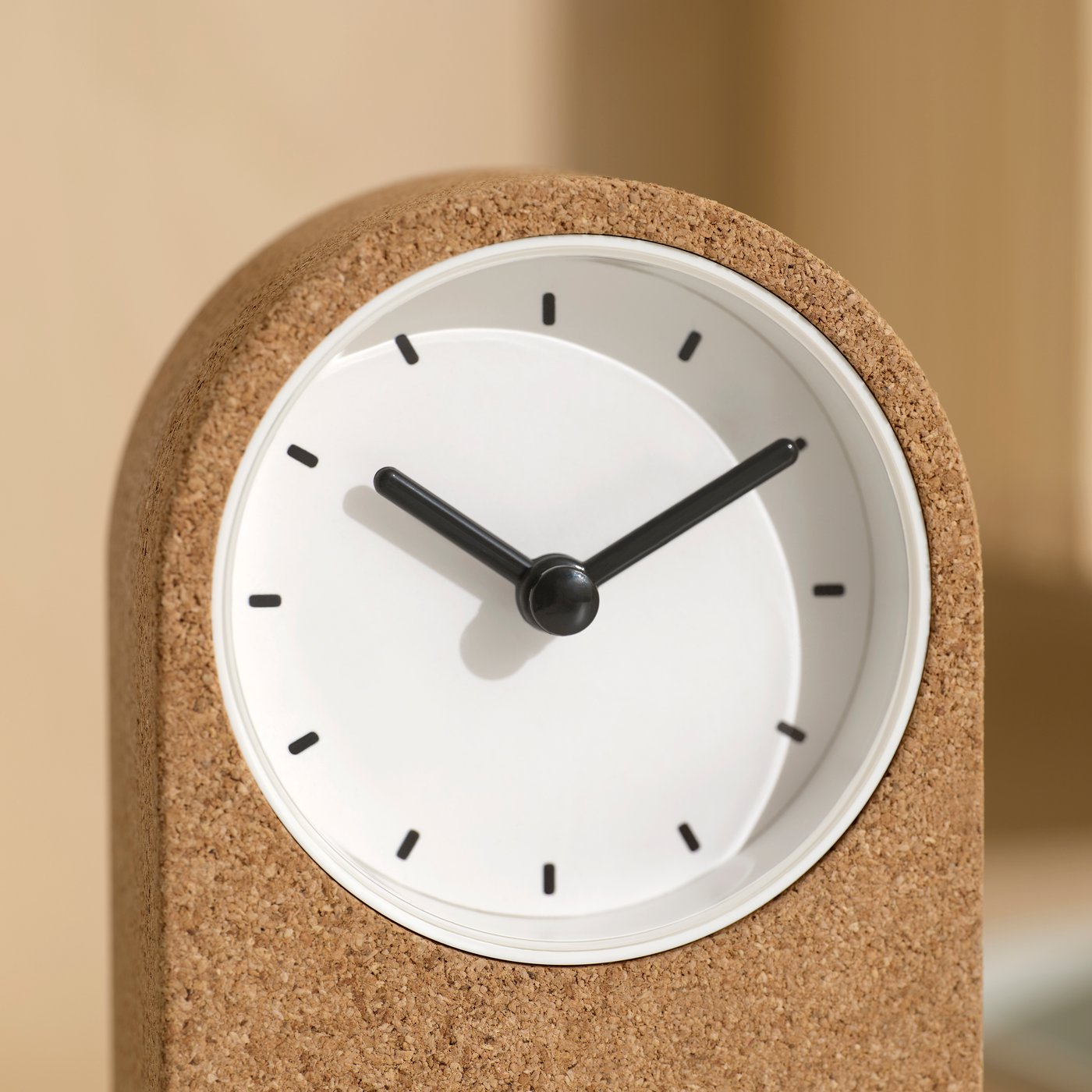 A cork white FLODKRÄFTA clock in the NA
