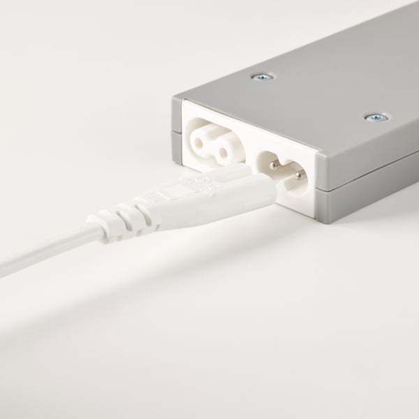 A FÖRNIMMA connection cable from your TRÅDFRI driver to the socket