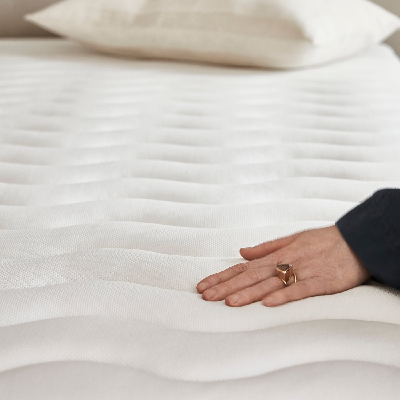 Vi hjälper dig välja bäddmadrass.