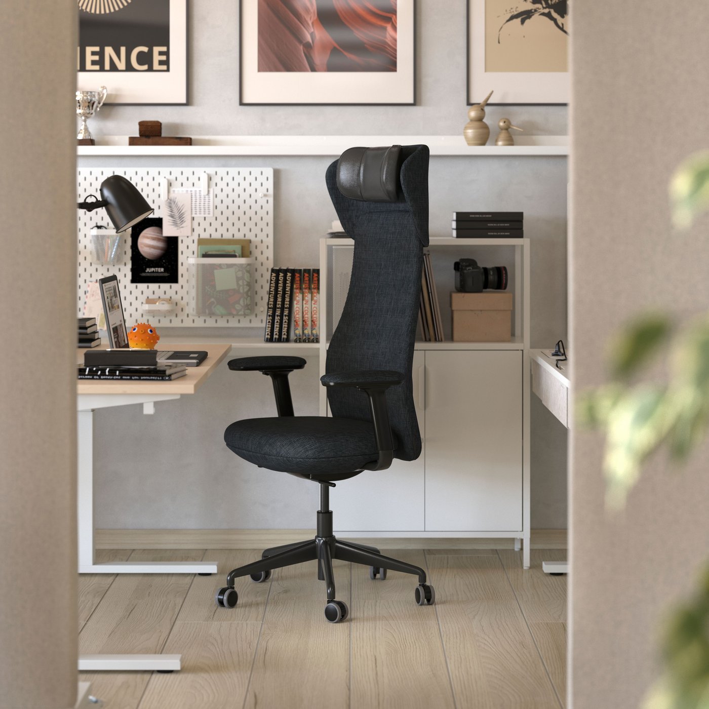 A Letafors grey/black GRÖNFJÄLL office chair with armrests