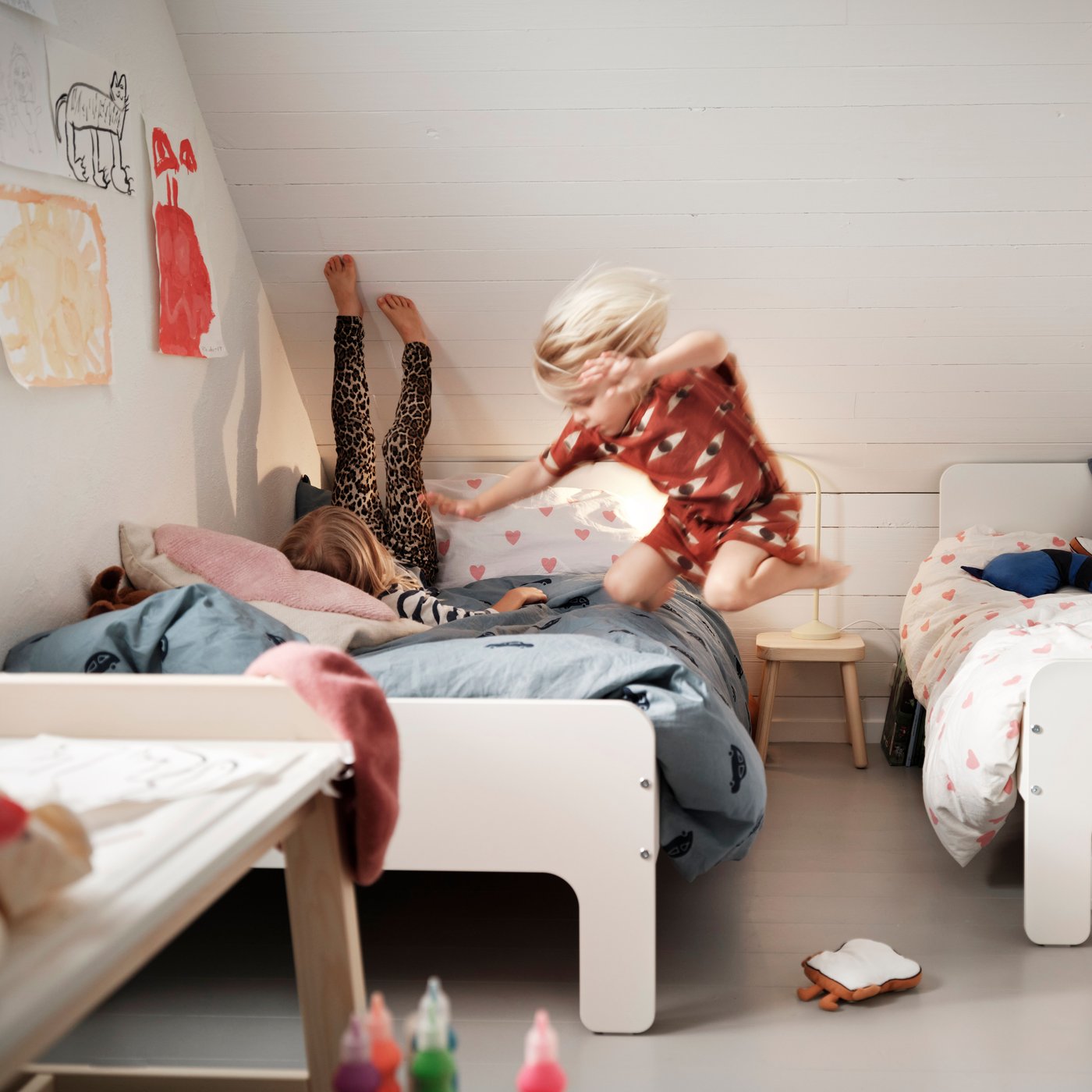 A dark grey GURLI cushion cover