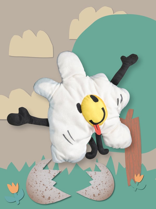The SAGOSKATT 2021 fried egg soft toy has just come out from an illustrated egg.
