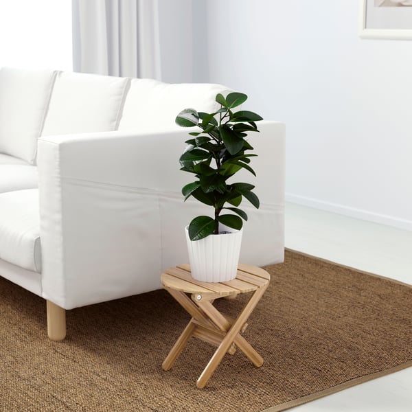 Un soporte para plantas VILDAPEL de bambú