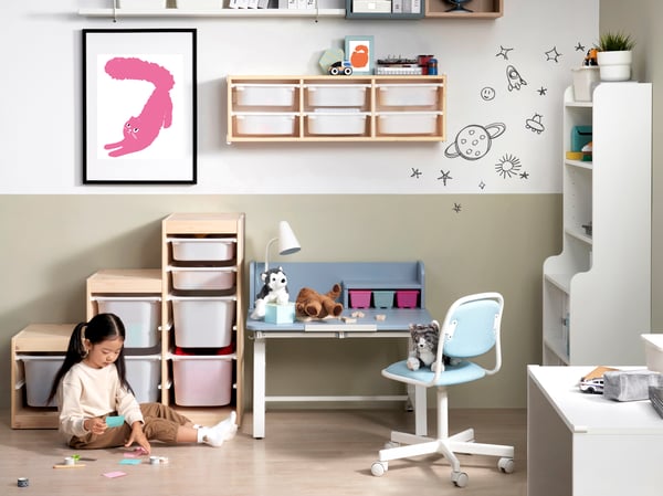 A blue/green PIPLÄRKA children's desk and chair