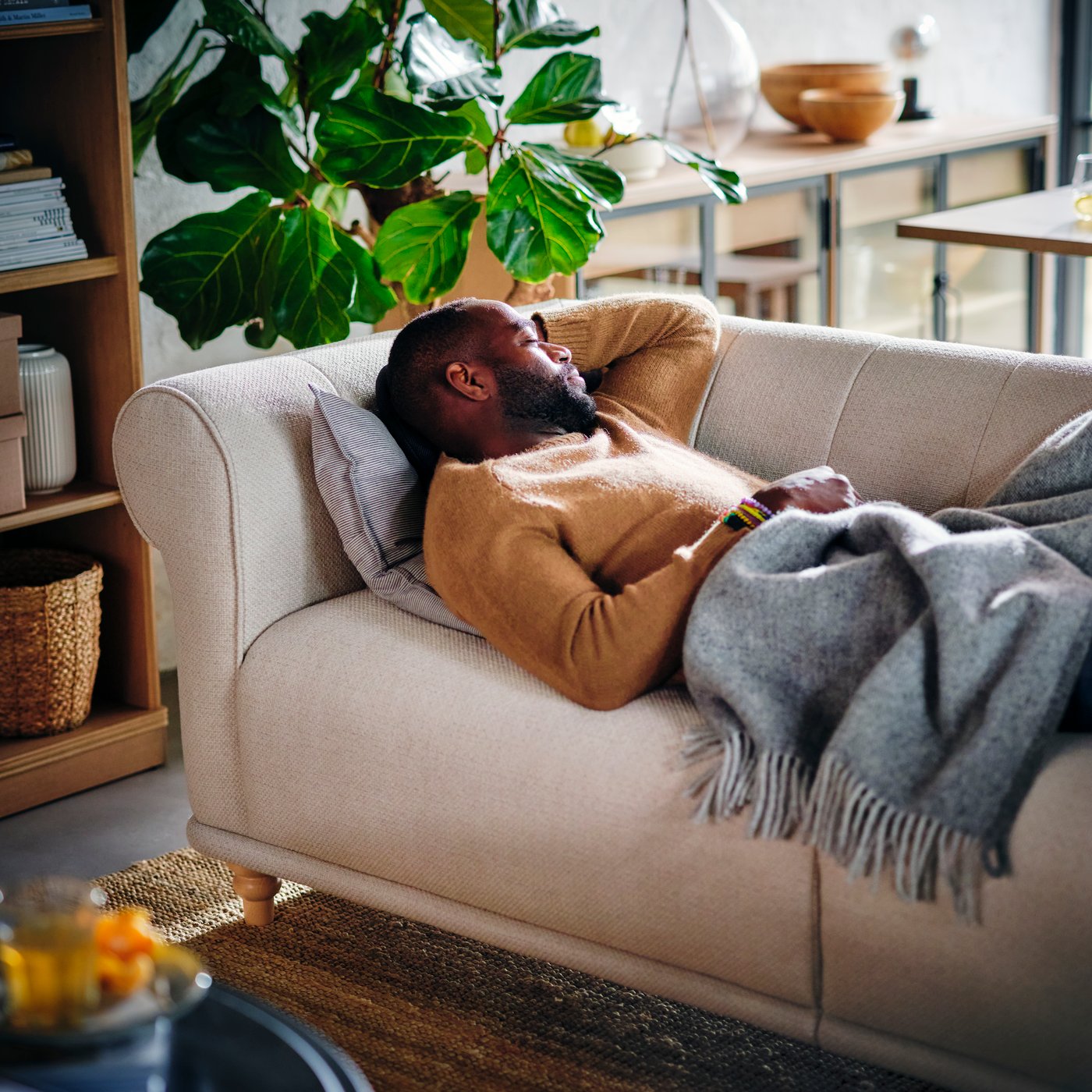 A white/dark grey striped KRISTIANNE cushion cover
