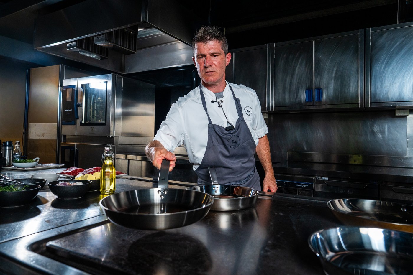 Mesterkokkene tester IKEAs stekepanner.