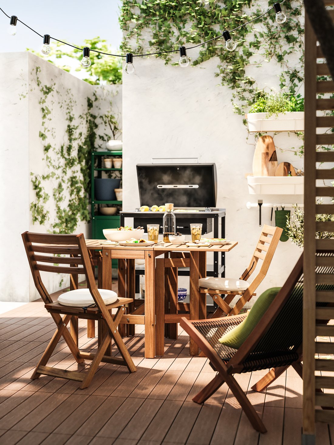 A minimalist patio with a calm atmosphere - IKEA US