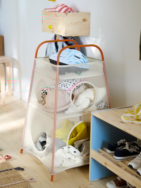 Eine TIGERFINK Aufbewahrung ist in einem Flur zu sehen