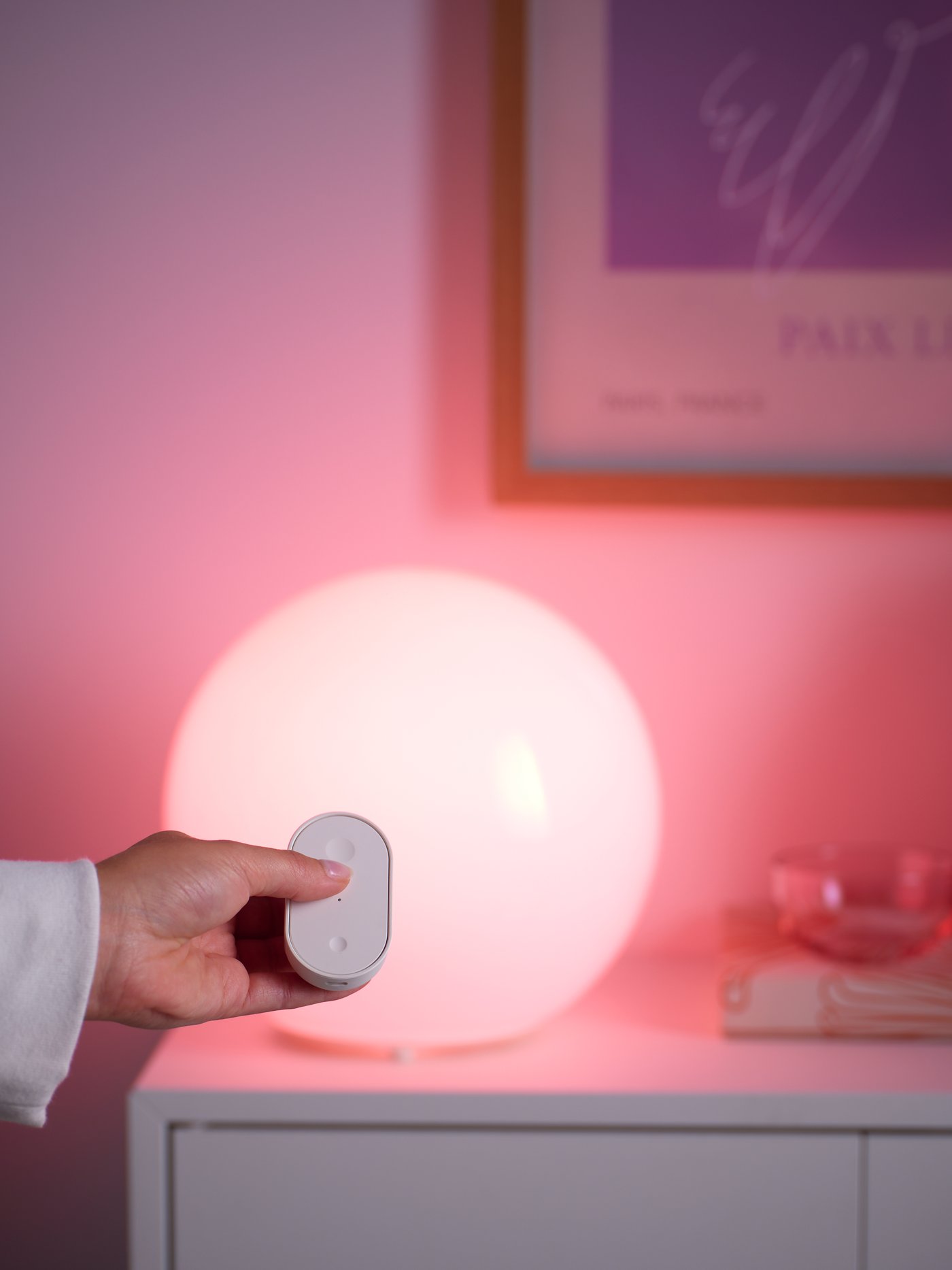 A white FADO table lamp