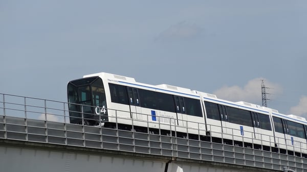 LINIMO電車