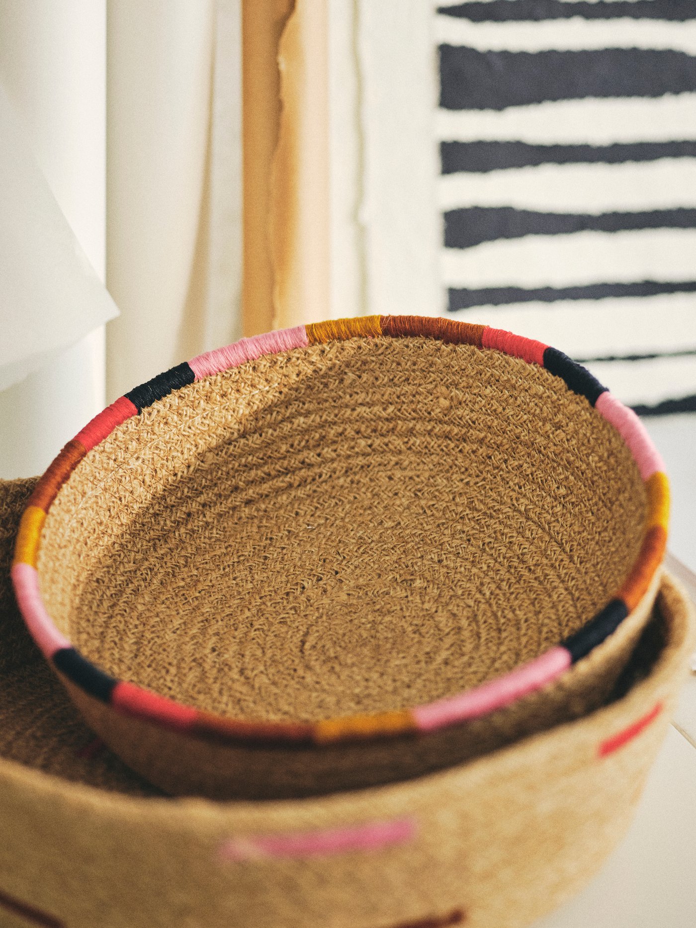 A jute MÄVINN basket