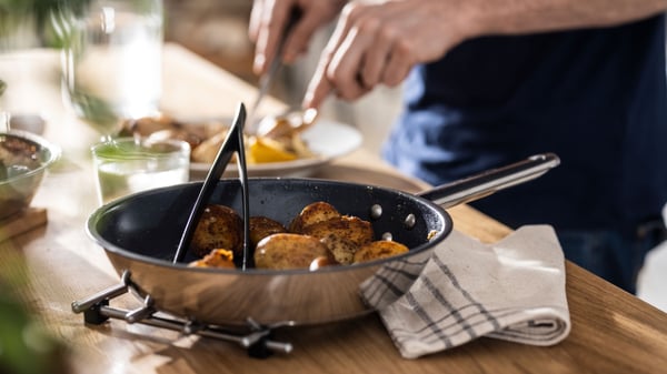 A stainless steel/non-stick coating IKEA 365+ frying pan in the kitchen