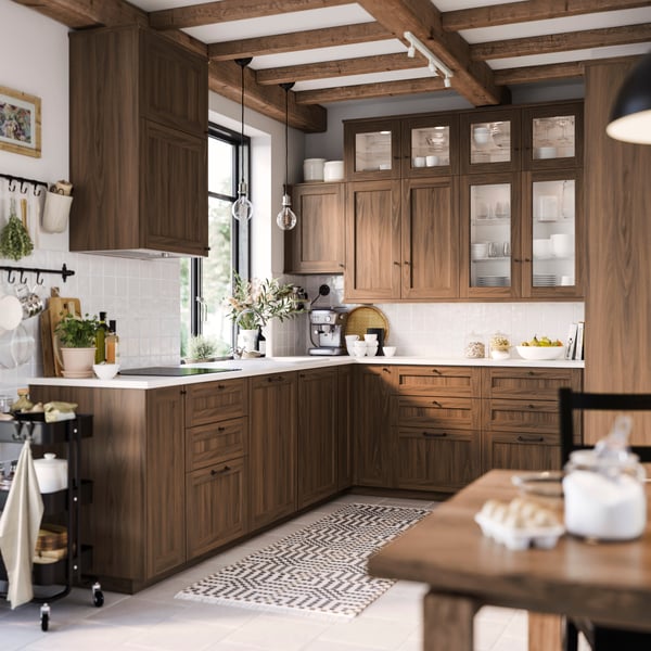 A wood effect brown EDSERUM glass door