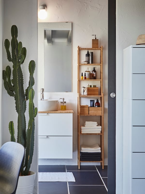 A GODMORGON mirror in the bathroom