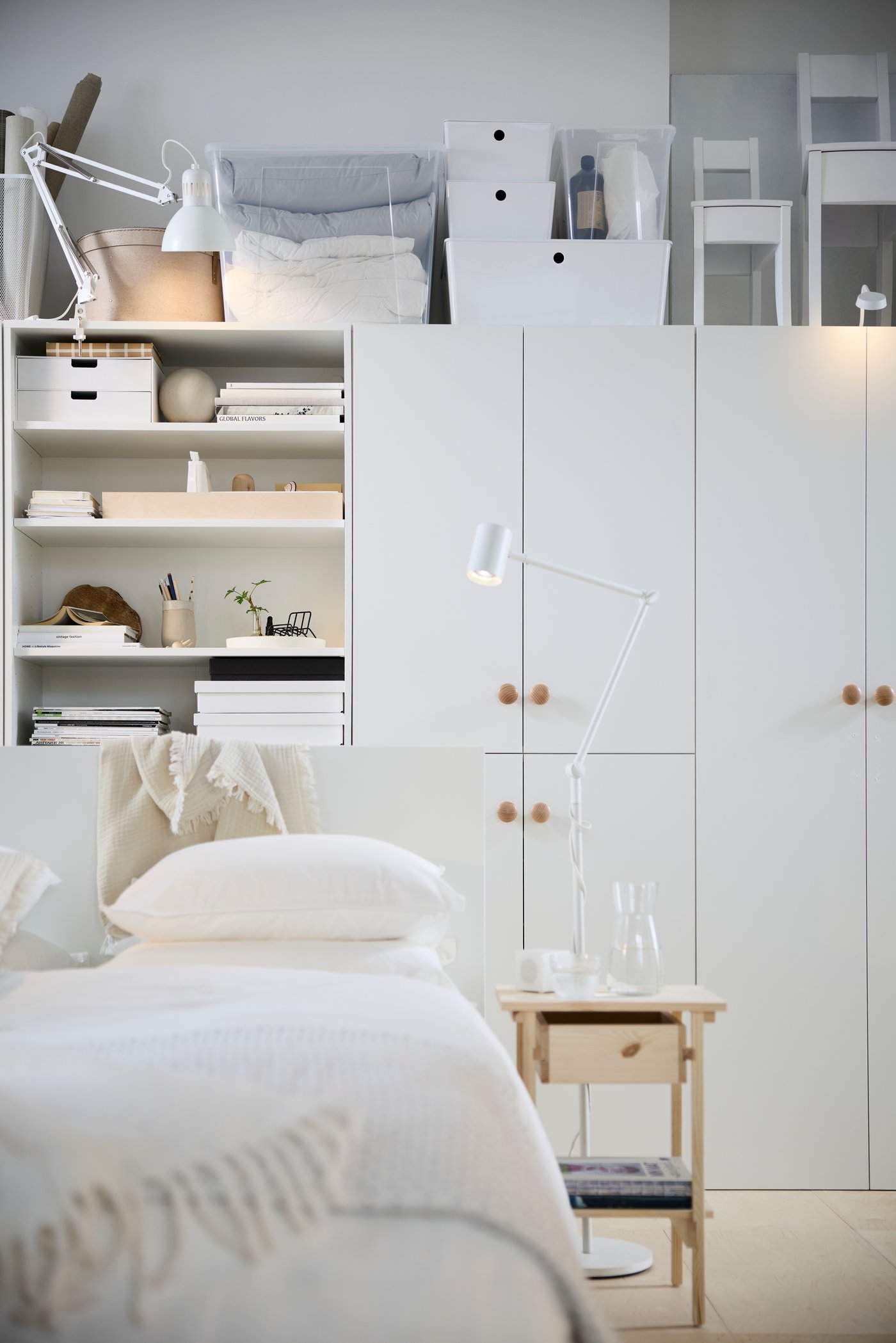 A white FJÄDERHARV mini chest with 2 drawers in the bedroom