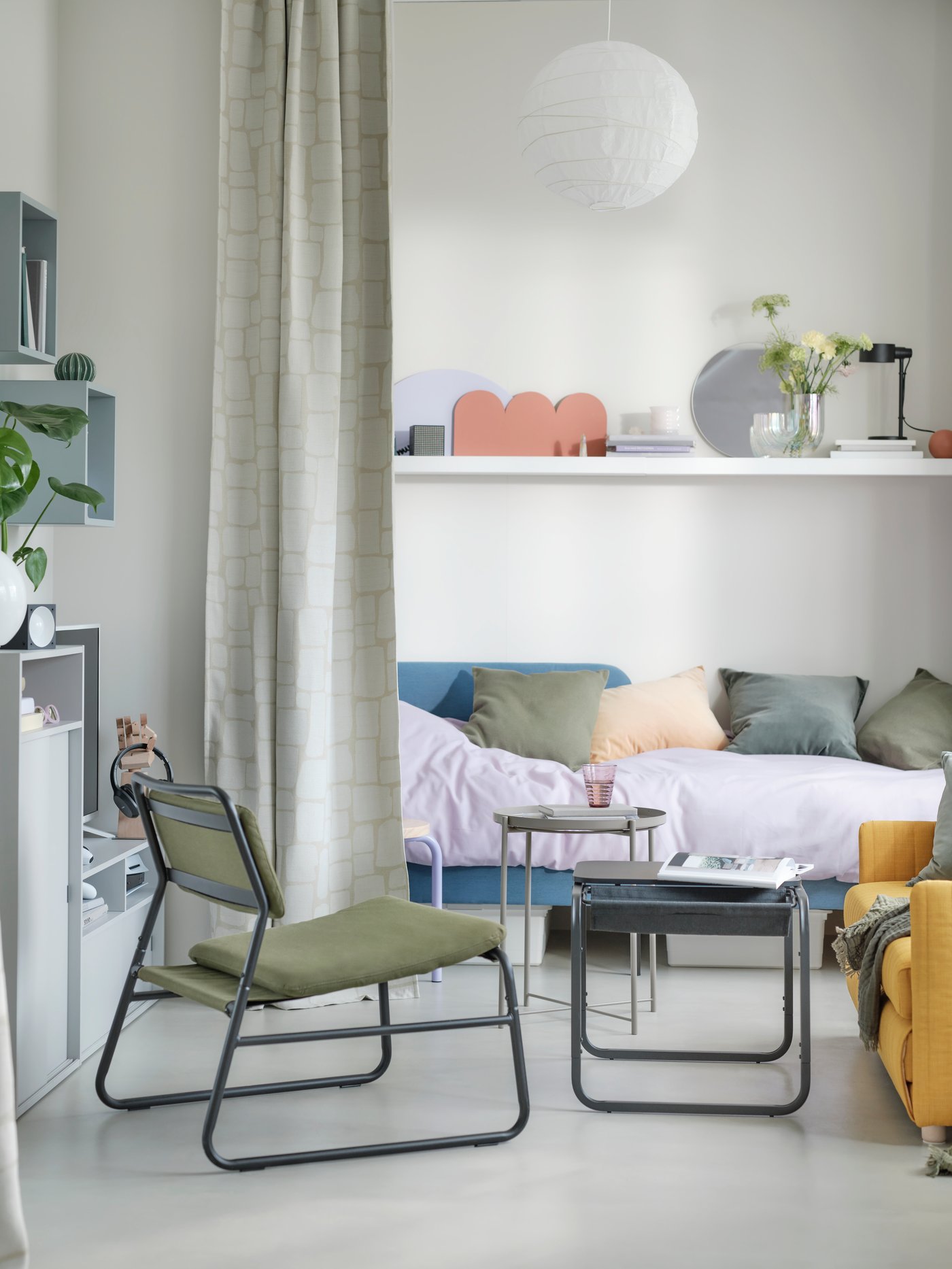 A Skiftebo yellow FRIDHULT sofa-bed