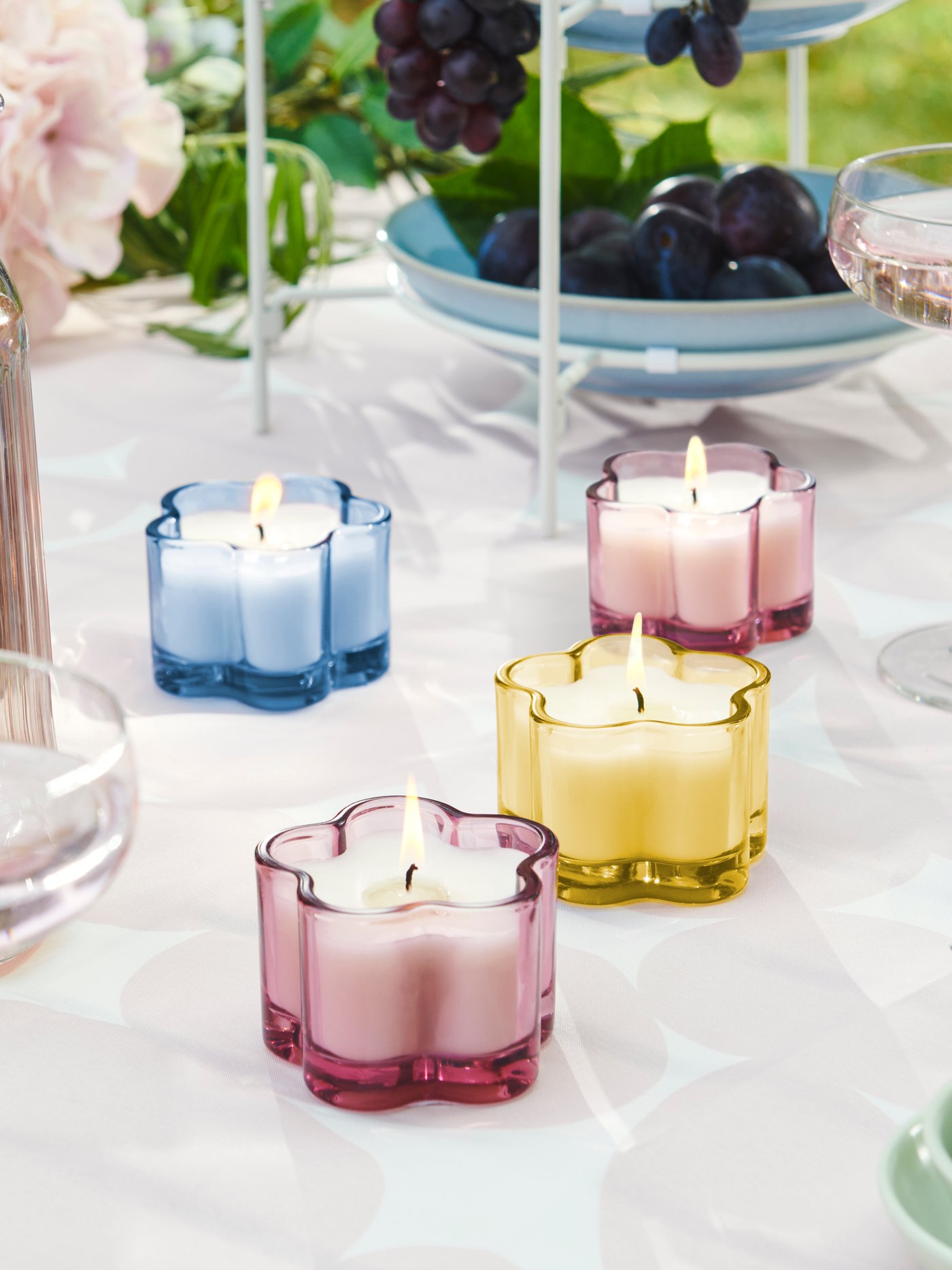 A light pink TOFSAND tablecloth