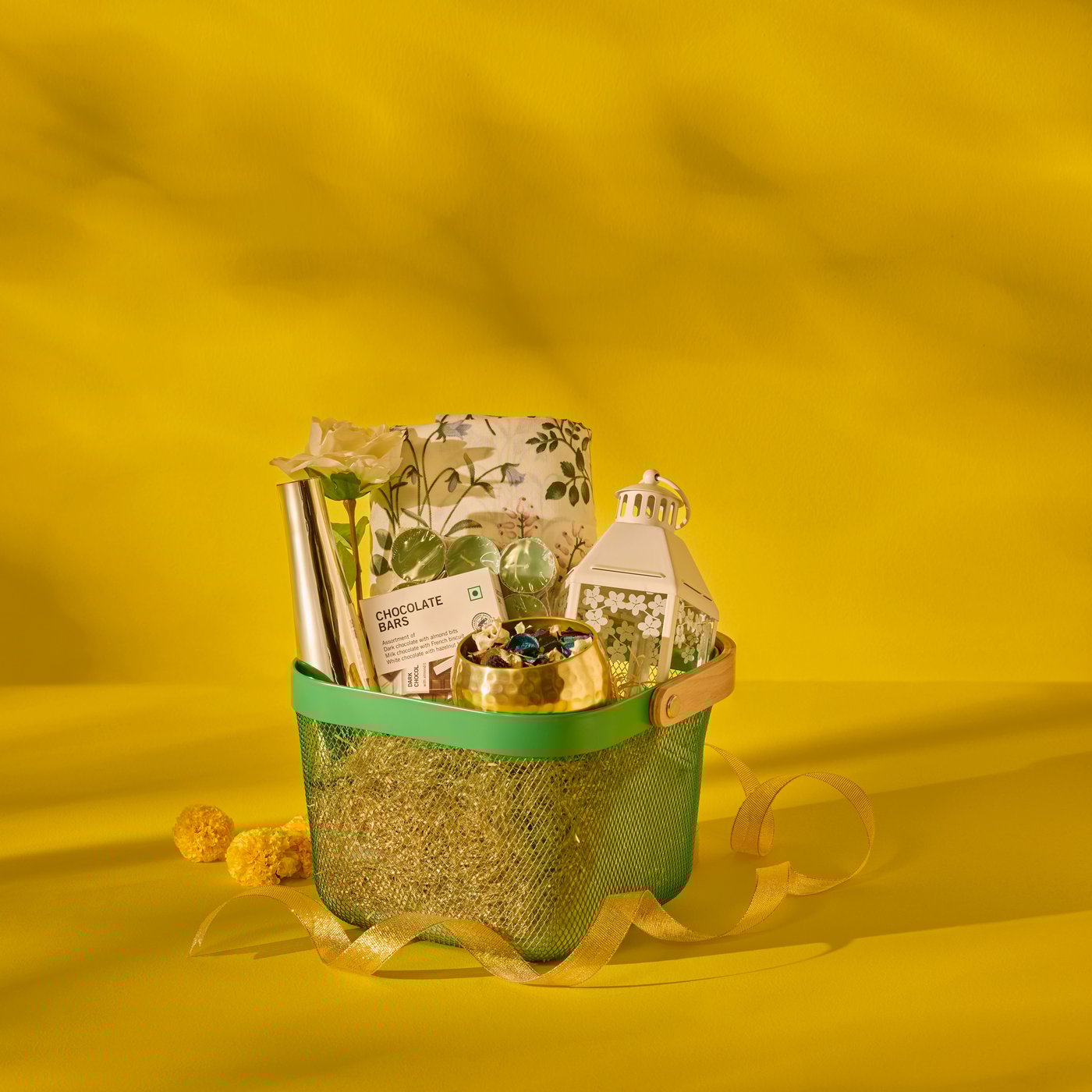 Basket, scented potpourri, lantern, bowl, artificial flower, vase, flat sheet, scented candle set.