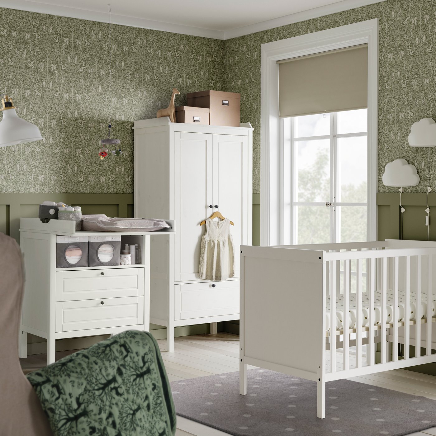 A white SUNDVIK 3-piece baby furniture set