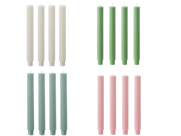 16 ljus i stearin i fyra olika färger.