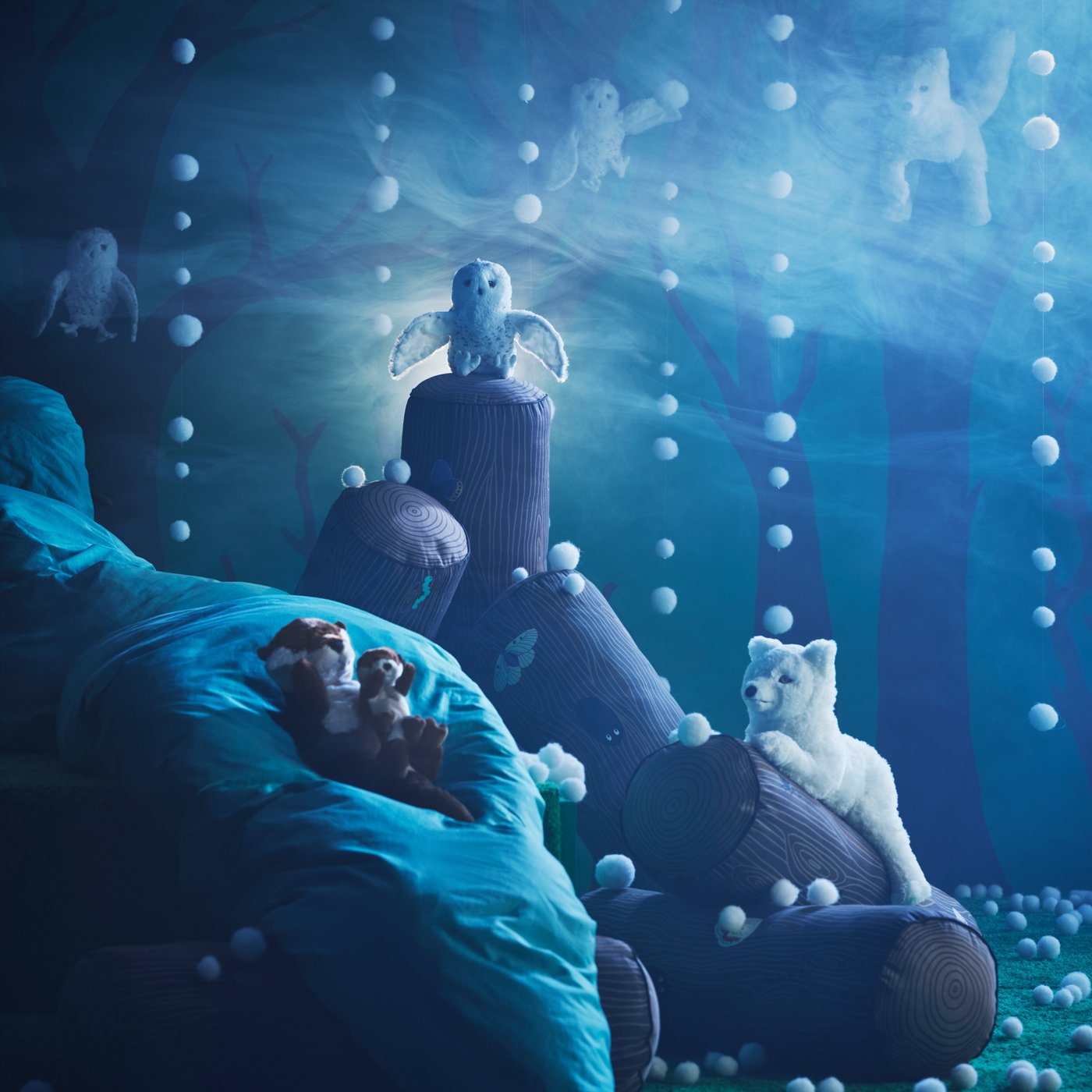 A cylinder shaped/brown SKOGSDUVA cushion