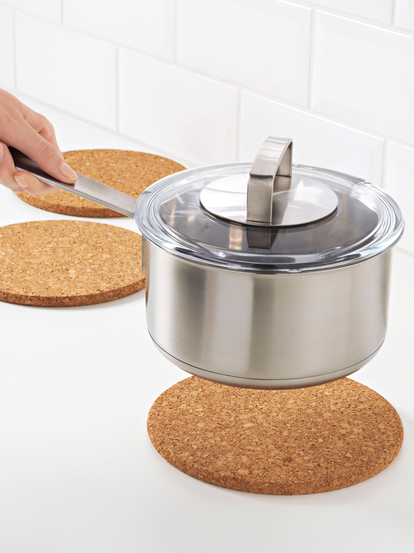 A cork HEAT pot stand