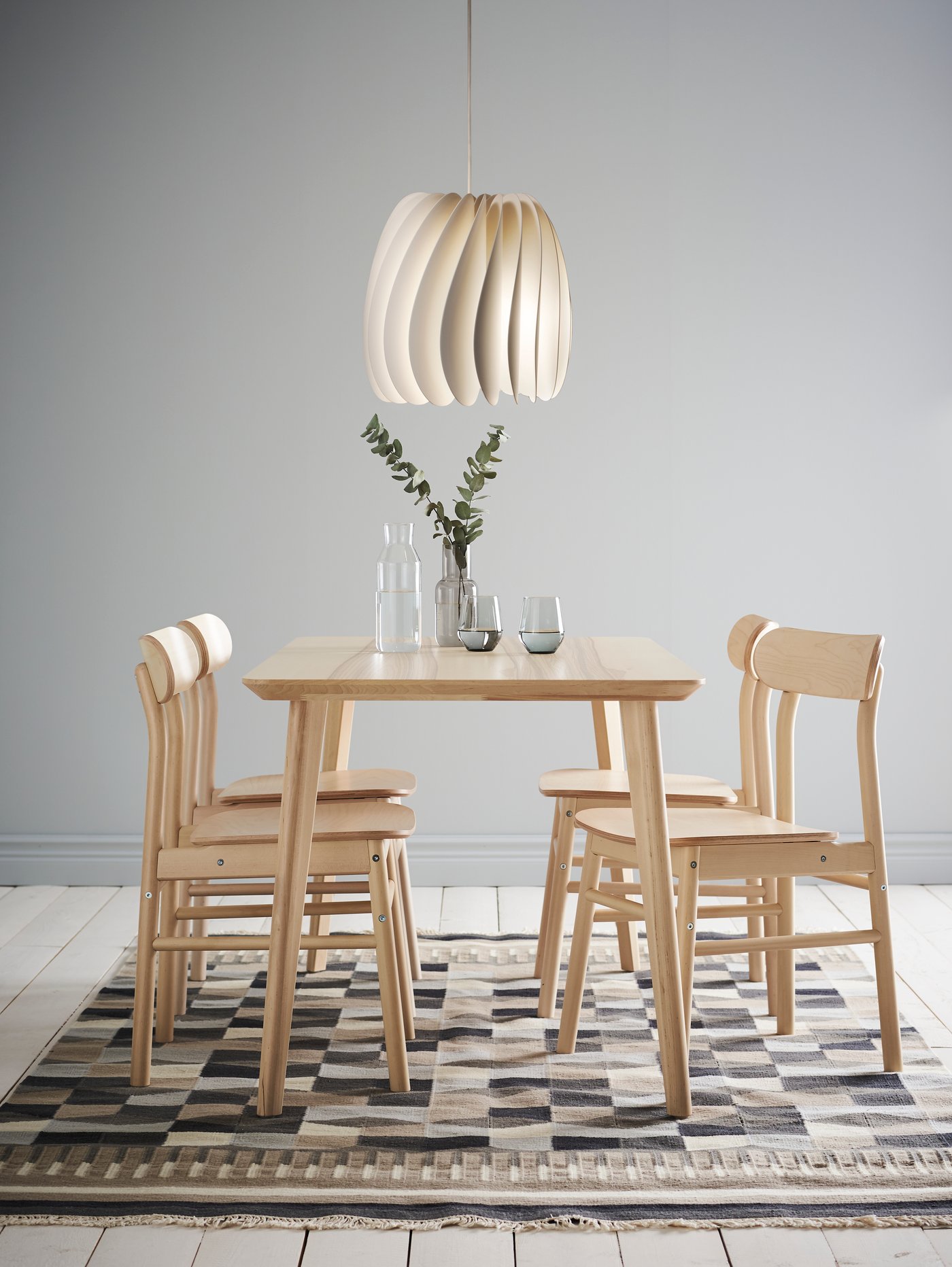 Collection LISABO pour la salle à manger