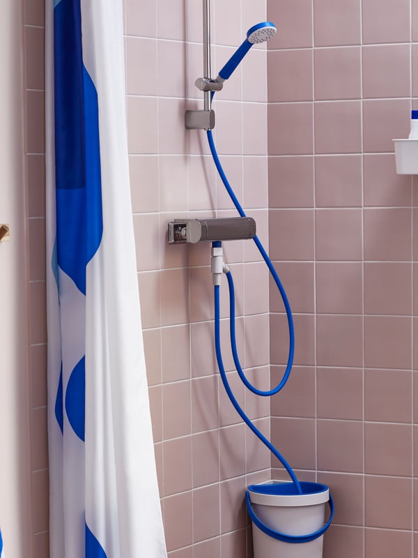 A BERGVATTNET single spray hand shower with hose