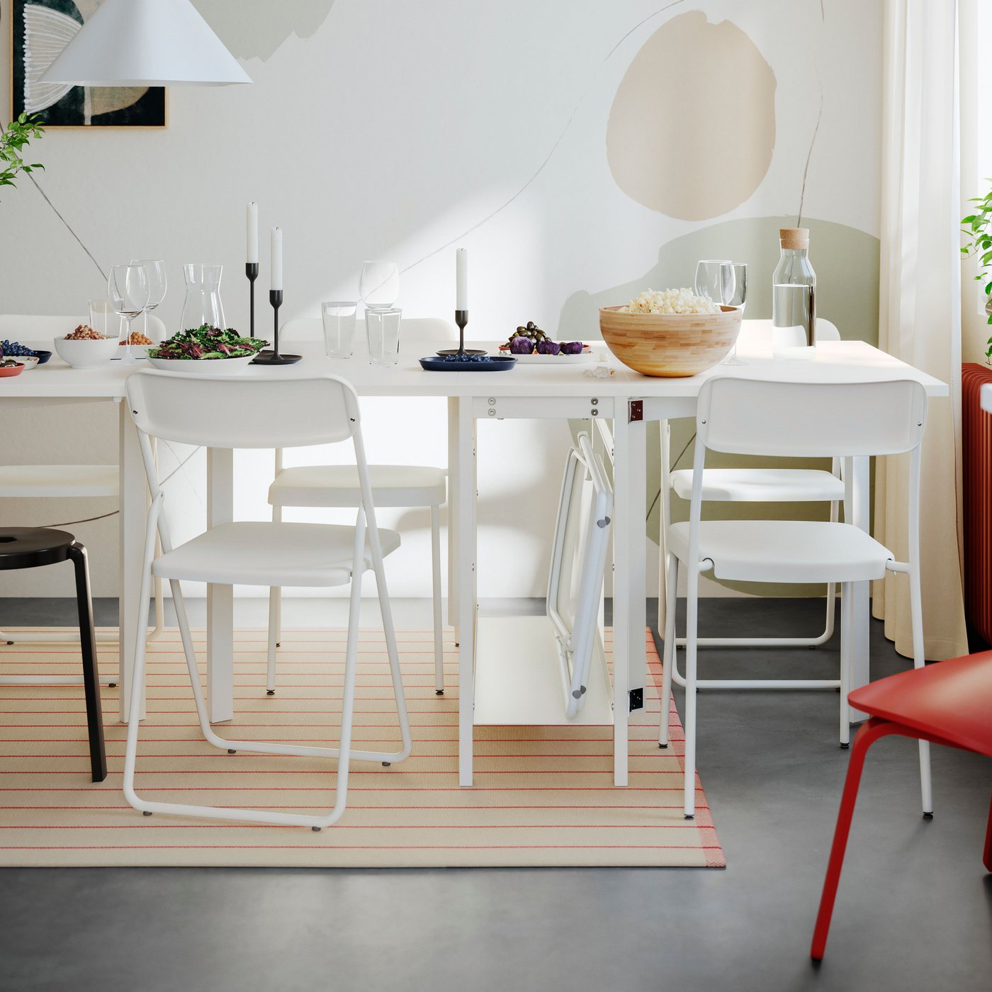 A bamboo BLANDA MATT serving bowl in the dining room