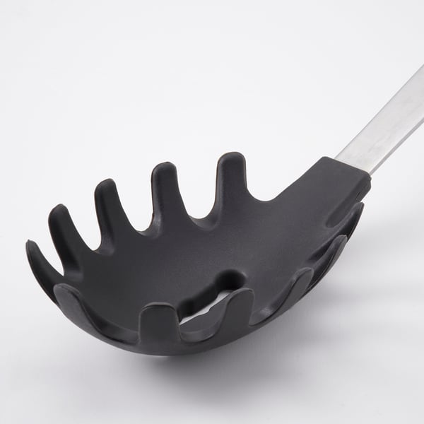 Black silicon-covered pasta strainer on a metal handle; ideal for mixing and serving pasta.