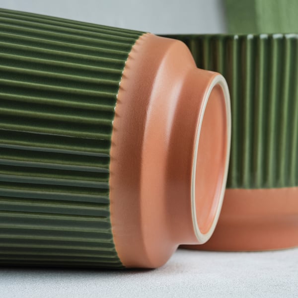 MÄVINN Plant pot, green/sand