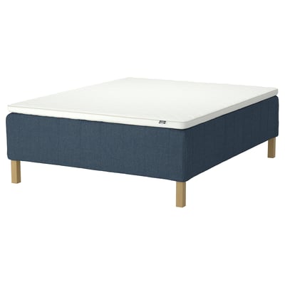 RISHÖJDEN mattress: blue fabric, wooden legs, square, with white top, upholstered.