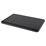 SYSSELSÄTTA black chopping board. Rectangular, flat, durable plastic.